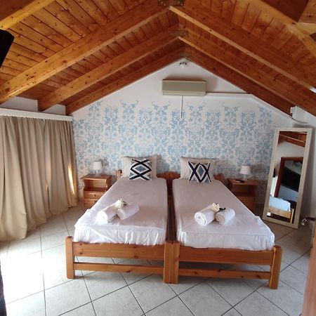 Chloe Attic Villa Agia Efimia Exterior photo